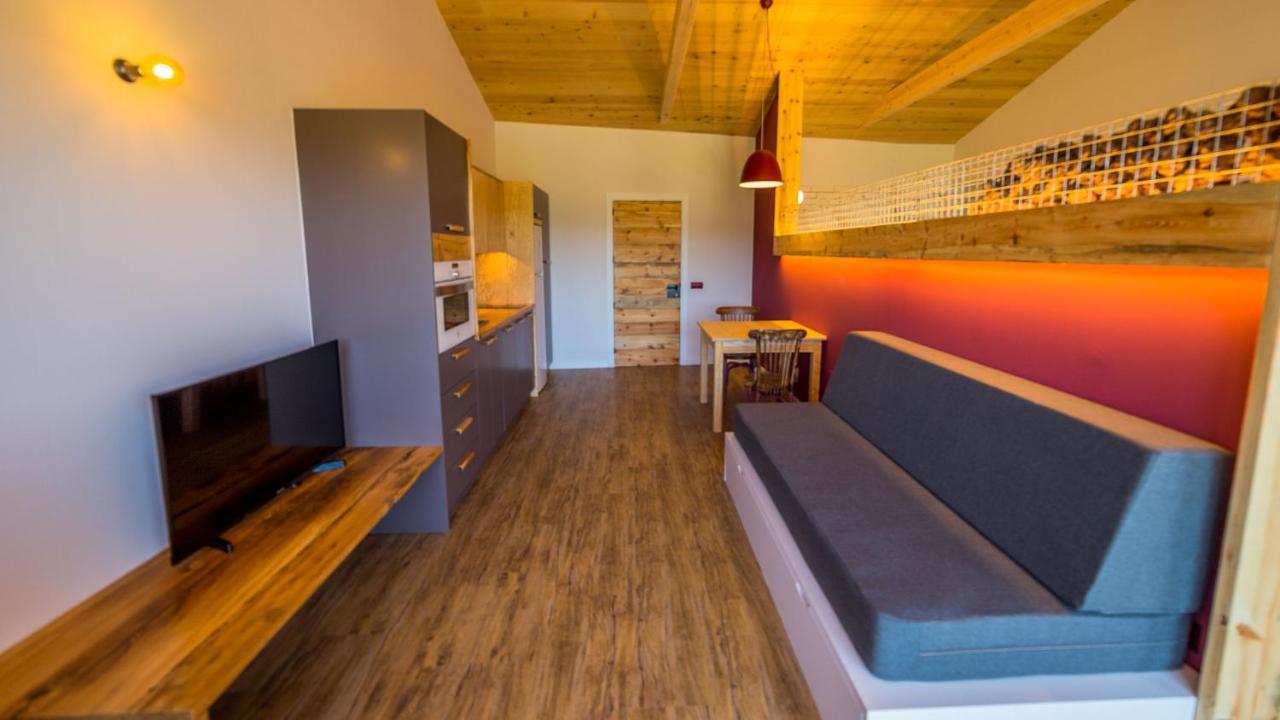 Eco-Apartaments Cal Rossa De Taus Exterior photo