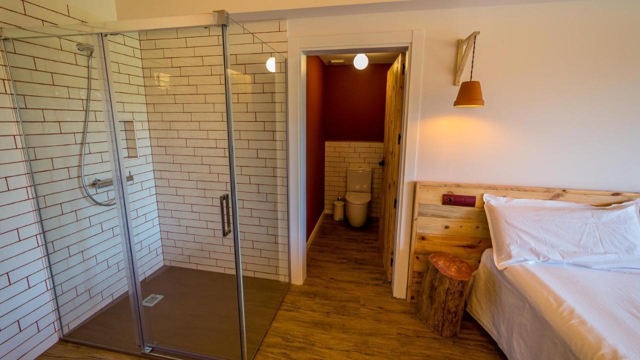 Eco-Apartaments Cal Rossa De Taus Exterior photo