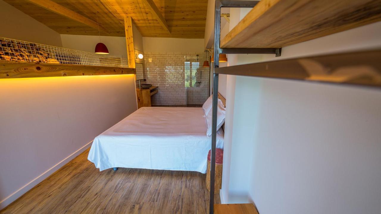 Eco-Apartaments Cal Rossa De Taus Exterior photo