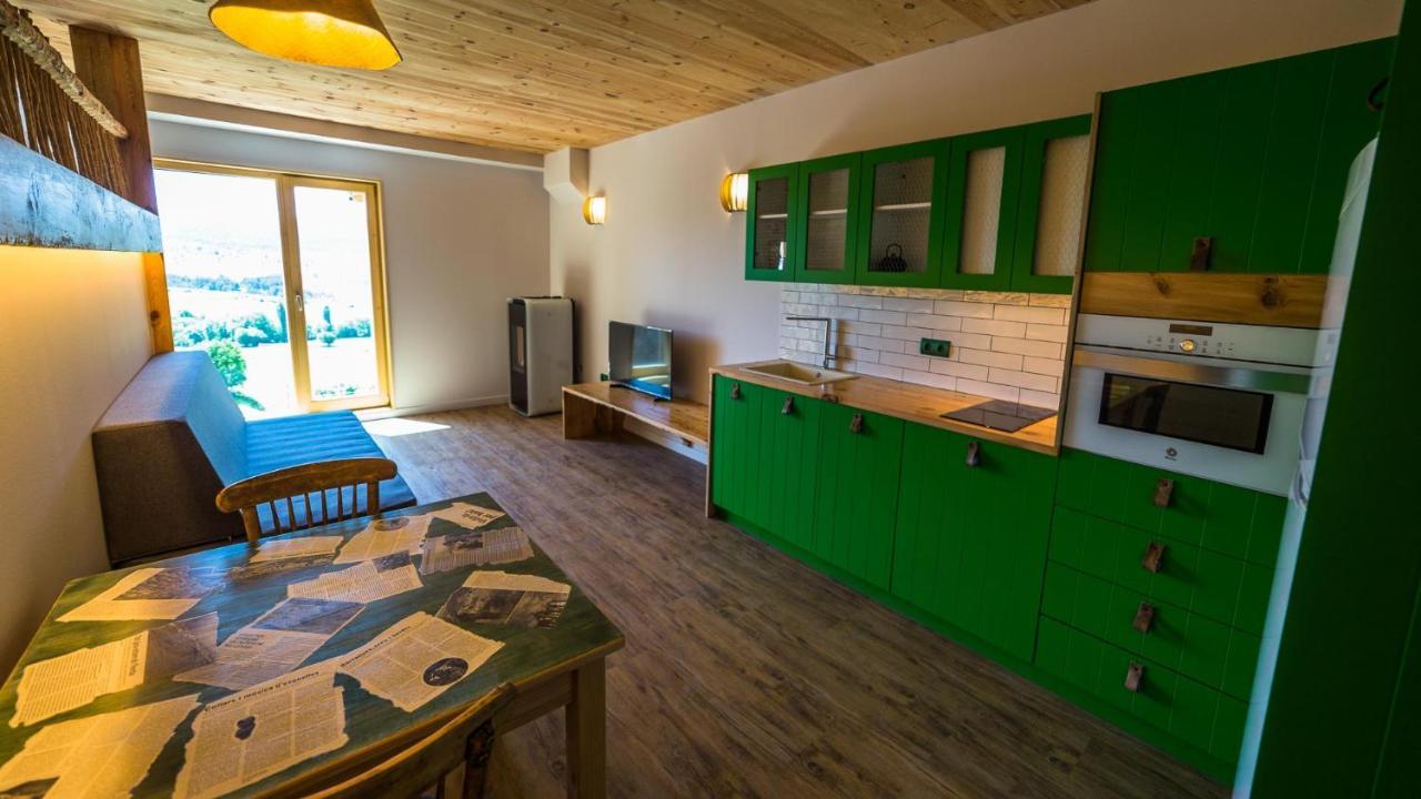 Eco-Apartaments Cal Rossa De Taus Exterior photo